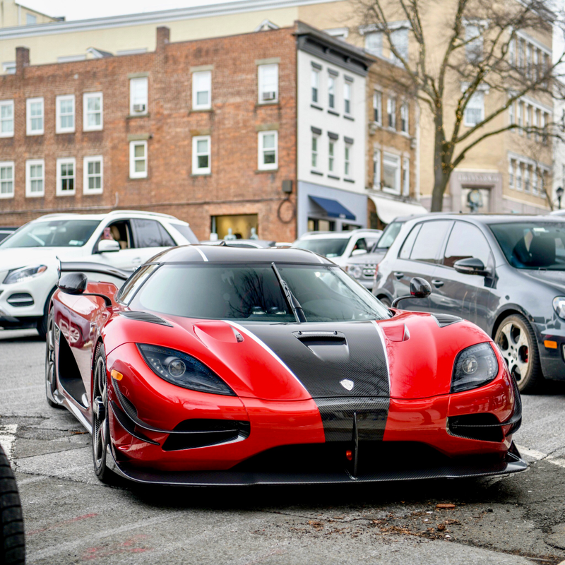 Illustration for article titled Colori di LaFerrari photodump